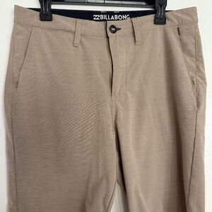 Billabong Shorts for Men Size 33